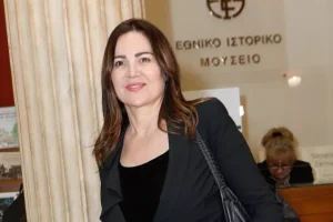 Αντιδράσεις για τις δηλώσεις της Βίκυς Φλέσσα για τα Τέμπη