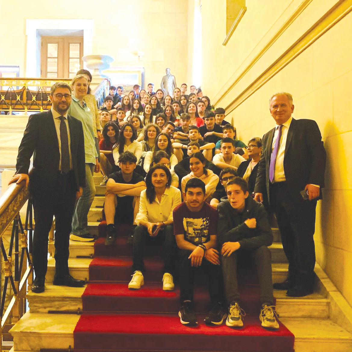 μαθητες-κοινοβουλιο