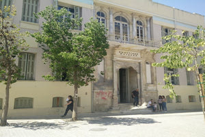 Ηράκλειο: Ελεύθερη με περιοριστικούς όρους η 17χρονη που κατηγορείται ότι επιτέθηκε στη σύντροφό της