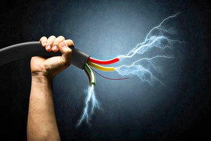 Κεραυνοβολήθηκε από το ρεύμα στη διάρκεια εργασιών!