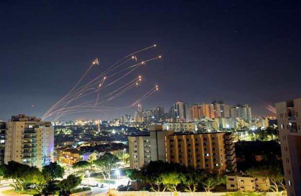 Γιατί επέλεξαν να χτυπήσουν με drones