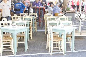 Τραπεζοκαθίσματα: Η Λότζια συνιστά αυτοσυγκράτηση στους καταστηματάρχες