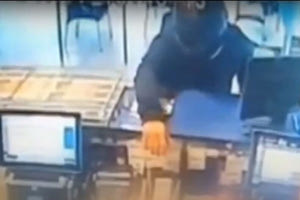 Έκλεψαν χρήματα από πρακτορείο ΟΠΑΠ, τους «τσάκωσαν» από τις κάμερες