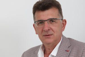 Εκτός κοινοβουλευτικής ομάδας του ΠΑΣΟΚ ο Μπαράν Μπουρχάν