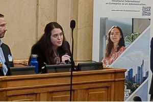 Η Ελληνίδα που μίλησε στη Γαλλική Βουλή και εντυπωσίασε τους βουλευτές