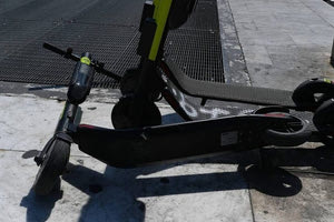 Στο νοσοκομείο δύο ανήλικοι μετά από τροχαίο με πατίνι