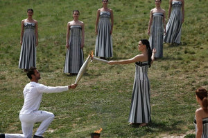 Στην ουτοπία της Ολυμπιακής Εκεχειρίας