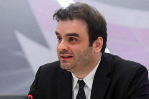 Πιερρακάκης: Ψυχολόγος σε κάθε σχολείο – Θα εξεταστεί η χρήση των κινητών