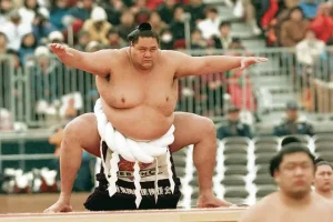 Ιαπωνία: Πέθανε ο πρωταθλητής του σούμο Ακεμπόνο στα 54 του χρόνια