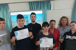 Μαθητές από το Ηράκλειο σχεδίασαν και παρουσίασαν drone για την αερομεταφορά φαρμάκων