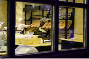 Τρίτη του Πάσχα: «Πρωτομαγιά» με κλειστά καταστήματα – πότε ανοίγουν οι τράπεζες