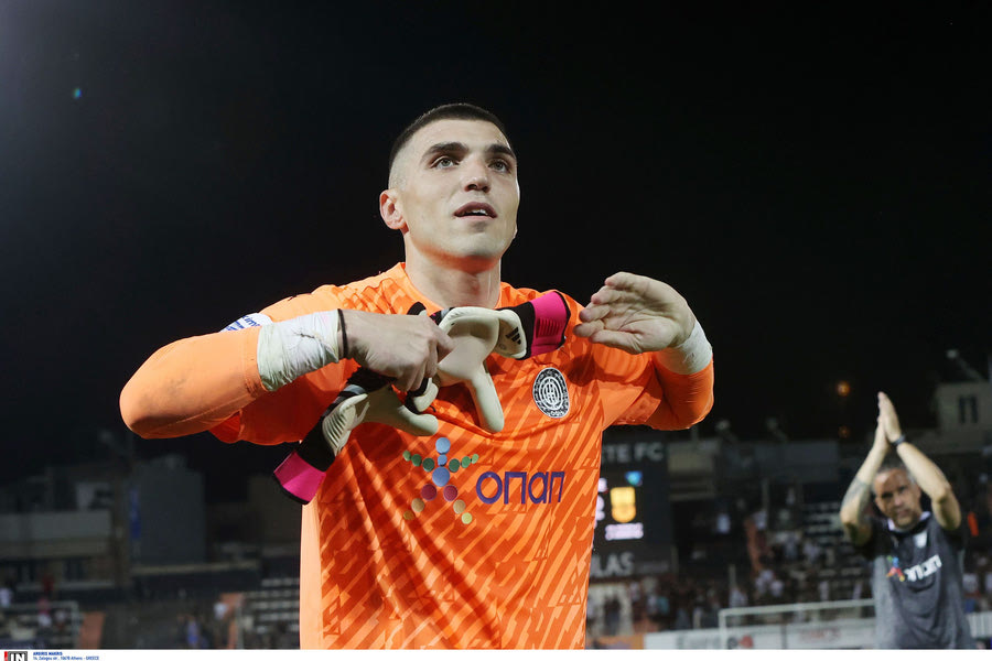 Τρομερός Μανδάς, οδήγησε στη νίκη τη Λάτσιο