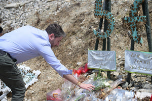 Ανδρουλάκης από Τέμπη: «Θα δώσουμε αγώνα μέχρι τέλους για διαφάνεια και δικαιοσύνη»