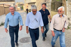 Ο Τσίπρας, ο εξάδελφος, περιοδεύει στην Κρήτη