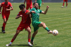 φάση από τον σημερινό αγώνα του Γιούχτα με τον Διαγόρα imageonline.gr