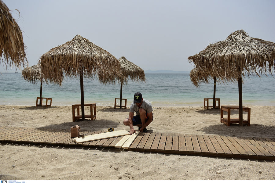 MyCoast: Έφτασαν τις 500 οι καταγγελίες για αυθαιρεσίες σε παραλίες