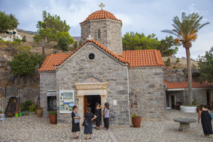 Το ερειπωμένο κελί των λεπρών μοναχών έγινε ναός στον Κουδουμά