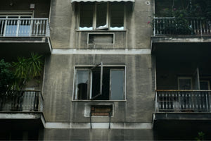 Ακαδημίας: Διευθύντρια στο Μεταξά η γυναίκα που πέθανε με τον αδερφό της από φωτιά σε διαμέρισμα