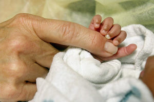 Τραγωδία με νεκρό μωρό στη Θήβα