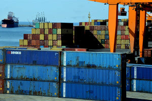 Πειραιάς: Βρήκαν 320 κιλά κοκαΐνης σε κοντέινερ με γαρίδες