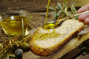 Γιατί νηστεύουμε το λάδι και όχι τις ελιές