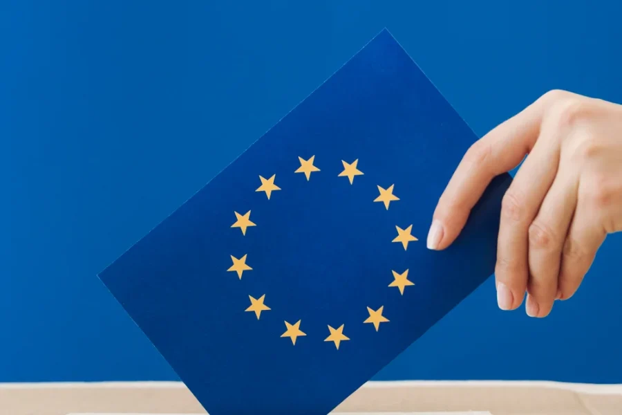 Ευρωεκλογές 2024: Ο «οδικός χάρτης» άσκησης του εκλογικού δικαιώματος μέσω επιστολικής ψήφου από το Υπουργείο Εσωτερικών