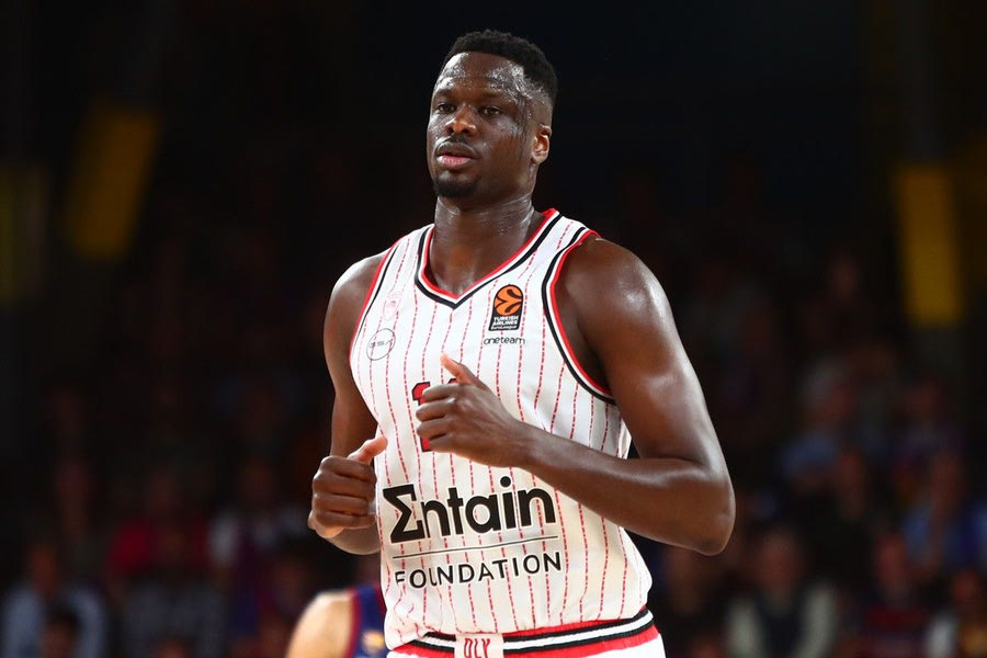 Σοκ στον Ολυμπιακό: Τέλος η σεζόν για τον Φαλ