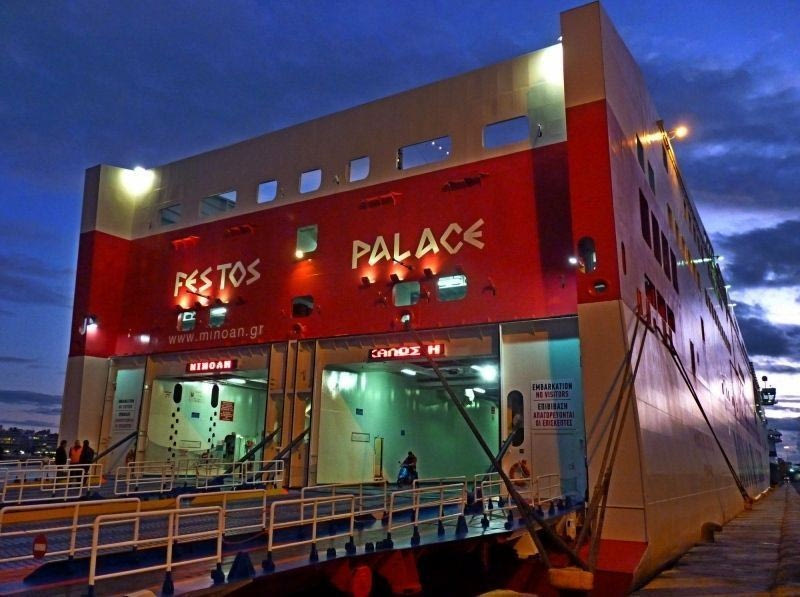 H έντονη αδιαθεσία ενός 9χρονου επιβάτη, οδήγησε το πλοίο των Μινωϊκών Γραμμών πίσω στο Ηράκλειο