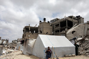 Σφοδροί βομβαρδισμοί στη Γάζα – «Τελευταία ευκαιρία» για την ειρήνη στο Κάιρο