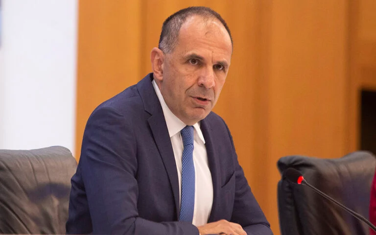 Επικοινωνία Γεραπετρίτη με τον Παλαιστίνιο πρωθυπουργό και ΥΠΕΞ, Μούσταφα – Το μήνυμα για ειρήνη και την προοπτική δύο κρατών