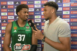 O Γιάννης Αντετοκούνμπο πήρε συνέντευξη από τον αδερφό του Κώστα μετά τον θρίαμβο του Παναθηναϊκού