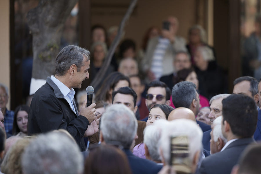 Μητσοτάκης: «Προτεραιότητές μας το δημογραφικό και η προστασία της ελληνικής οικογένειας»
