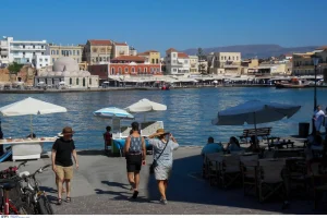 Κοινωνικός Τουρισμός 2024: Πότε ξεκινούν οι αιτήσεις για τα 300.000 voucher