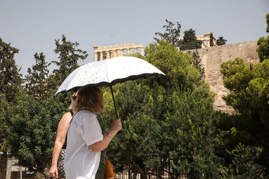 Καιρός: Επιμένουν σήμερα η αφρικανική σκόνη και οι υψηλές θερμοκρασίες