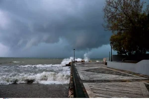 Νεφώσεις και τοπικές βροχές αναμένονται σήμερα στην Κρήτη