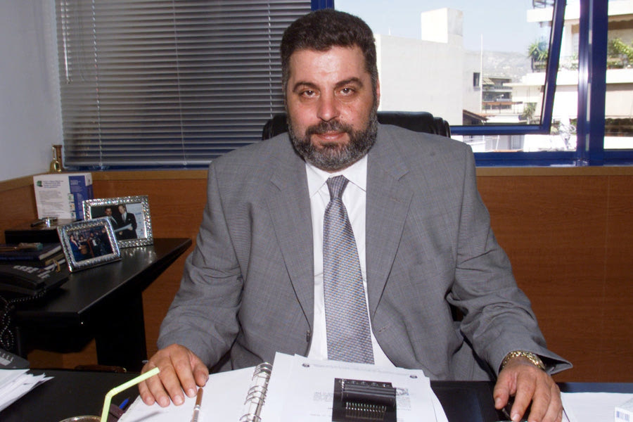Πέθανε ο πρώτος πρόεδρος του ΕΣΑΚΕ Θεόδωρος Καρατζάς