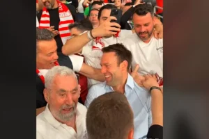 Κασσελάκης στο ΤikTok: «Ο τελικός όπως τον έζησα. Όταν αγωνίζεται η Ελλάδα, όλοι μια γροθιά»