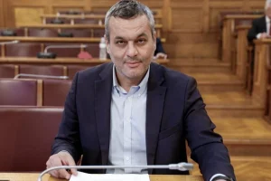 Διπλή γιορτή για τον Χάρη Μαμουλάκη