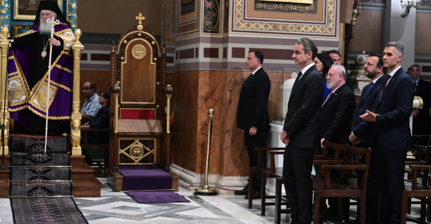 mitsotakis-mhtropoli-maketa