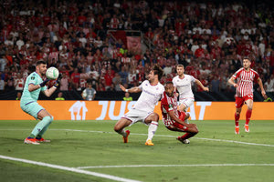 Ο Ολυμπιακός «τρέλανε» για άλλη μία φορά την ποδοσφαιρική Ευρώπη