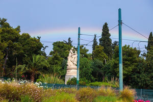 Σπάνιο τριπλό ουράνιο τόξο εμφανίστηκε στον Αττικό ουρανό