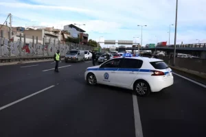 Διασωληνώθηκε 5χρονος μετά από το τροχαίο στην Πειραιώς