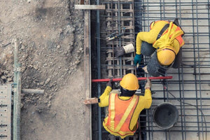 Ουραγός παραμένει η Ελλάδα στην παραγωγικότητα εργασίας