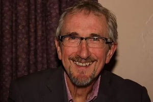 Singapore Airlines: Βρετανός μουσικός παραγωγός ο 73χρονος που πέθανε στην πτήση