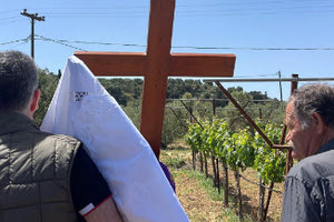 Η αναπαράσταση της Σταύρωσης στους Ζωφόρους