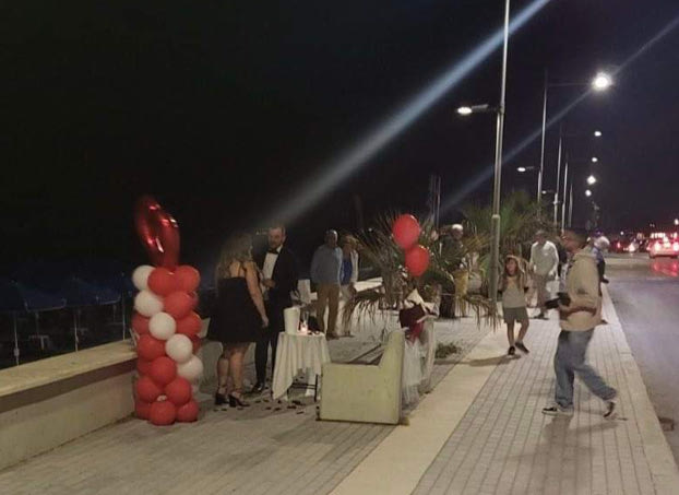 Μια πρόταση γάμου βγαλμένη από ταινία!