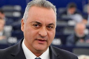 Στις φυλακές Φιέρι ο Μανώλης Κεφαλογιάννης για να συναντήσει τον Φρέντι Μπελέρη