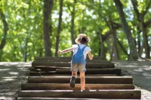 Προκαταρκτική έρευνα για τη μαζική δηλητηρίαση παιδιών σε κατασκήνωση