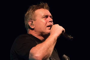 Γιατί ακυρώνει όλες τις συναυλίες του ο Μανόλης Λιδάκης