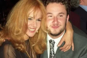 Γιάννης Παπαμιχαήλ: Κατά τη διάρκεια του γάμου του ακούγονταν τραγούδια με τη φωνή της Αλίκης Βουγιουκλάκη